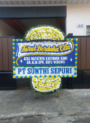 Papan Bunga Duka di Karang Langit